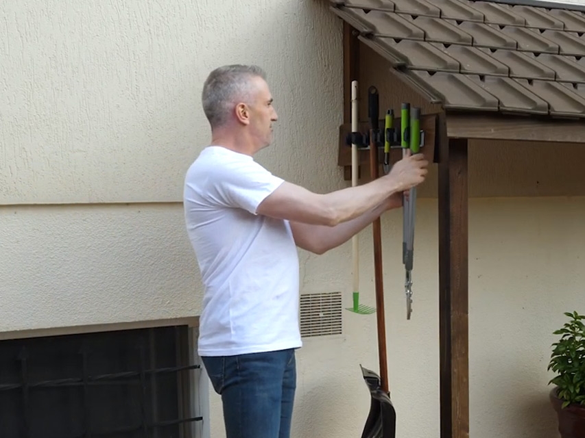 Bostik DIY France news Comment fixer un porte outil sans percer banner image
