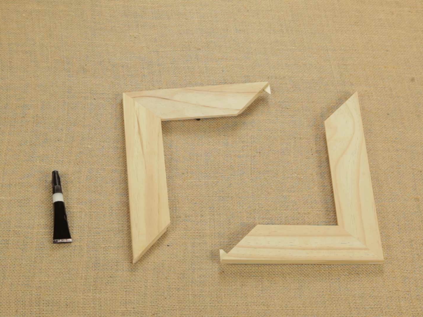 Bostik DIY New Zealand tutorial how to repair glass with glue step 1