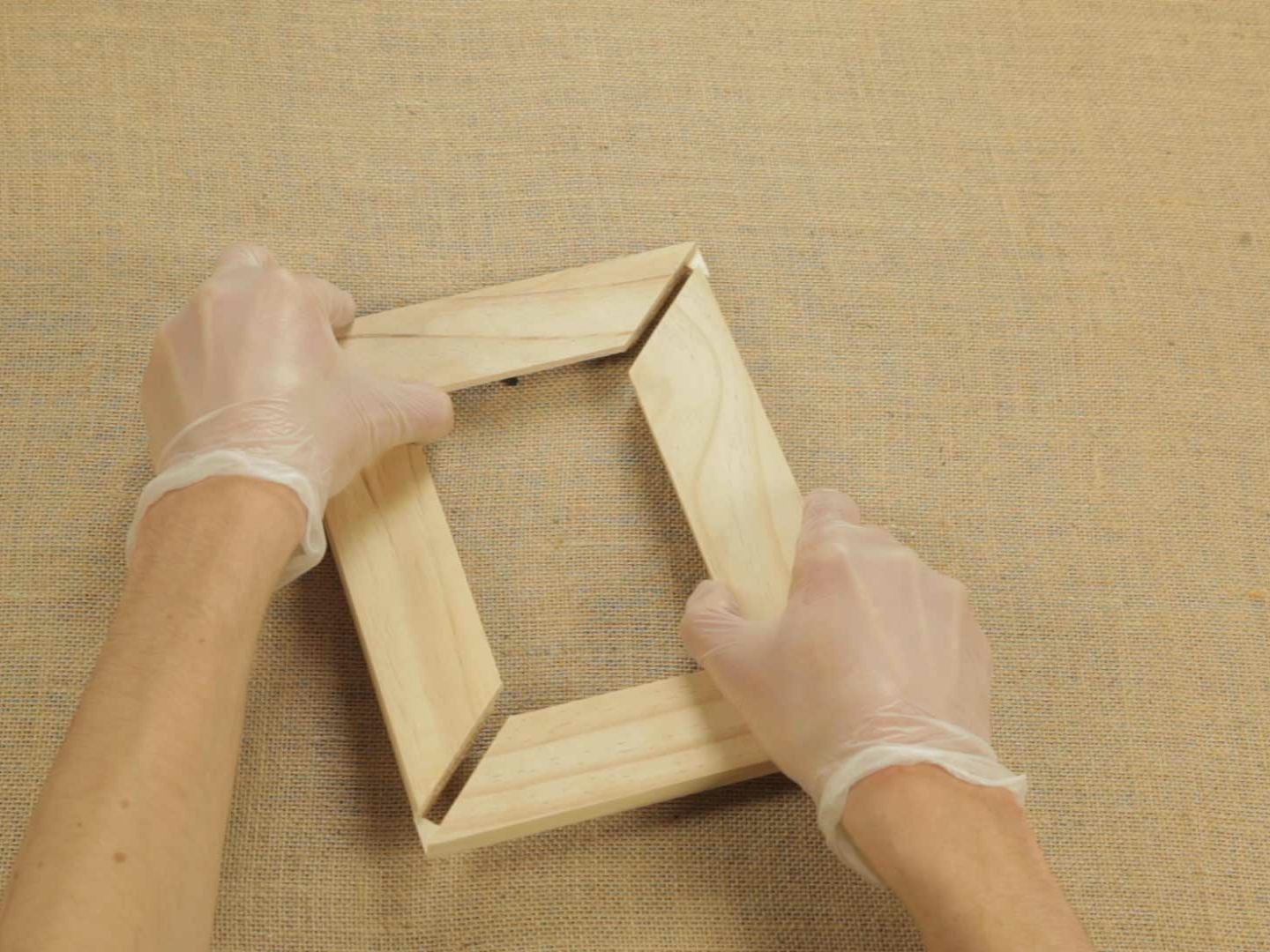 Bostik DIY New Zealand tutorial how to repair glass with glue step 3