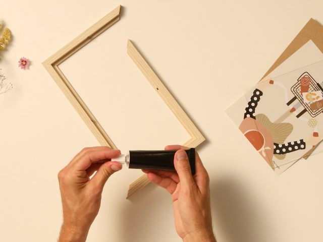 DIY Bostik Ireland Ideas and Inspiration Repair Picture Frame with Contact Glue 2